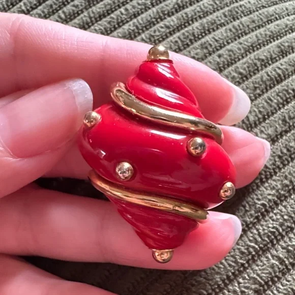 Vintage Kenneth Jay Lane Red Sea Clip on Earrings - Picture 6 of 6